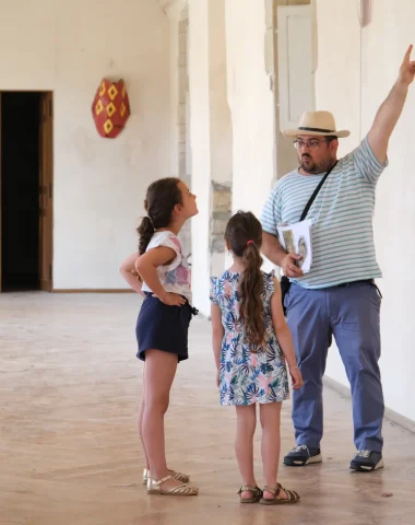 Visite les enfants au chateau de Pontivy